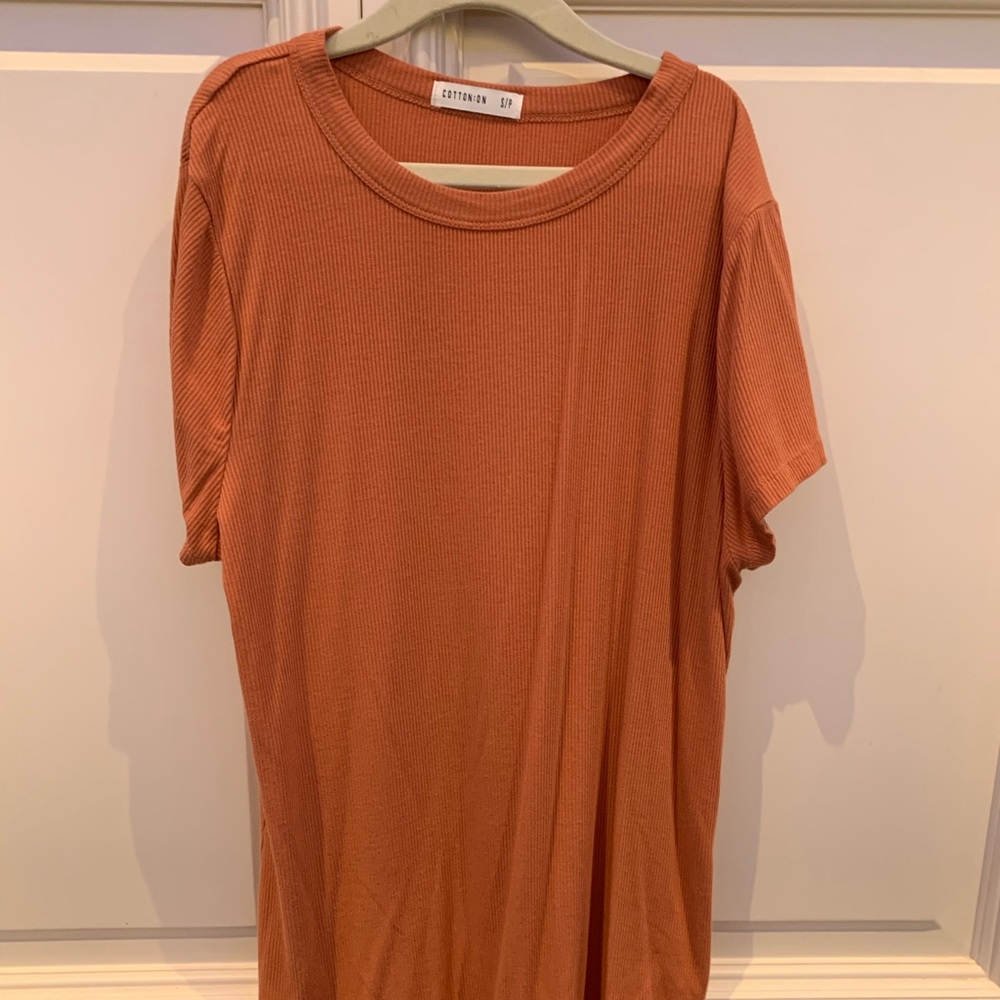 Causal tee